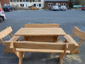 Rustikale Gartengarnitur " Riesengebirge" 4+1, 200 cm