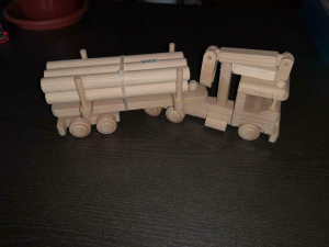 HOLZ-LKW, Rundholzlaster aus Buche