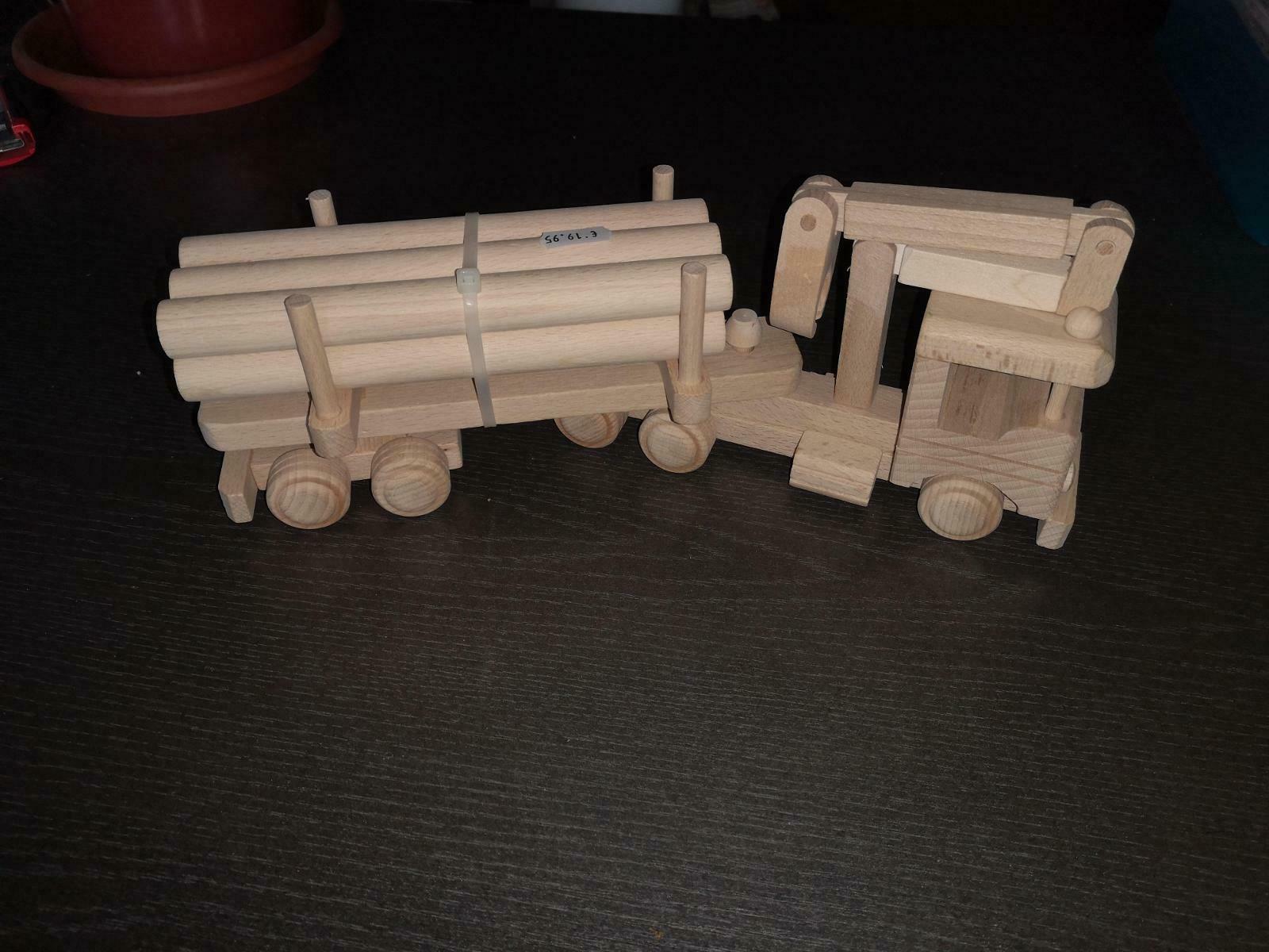 HOLZ-LKW, Rundholzlaster aus Buche