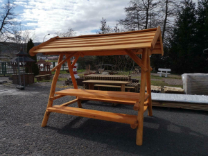 Waldschänke, Bierschänke mit Holzdach